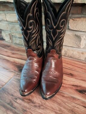Laredo Nashville Brown Foot Black Shaft Western Heeled Boots 7 1/2 Wide Silver